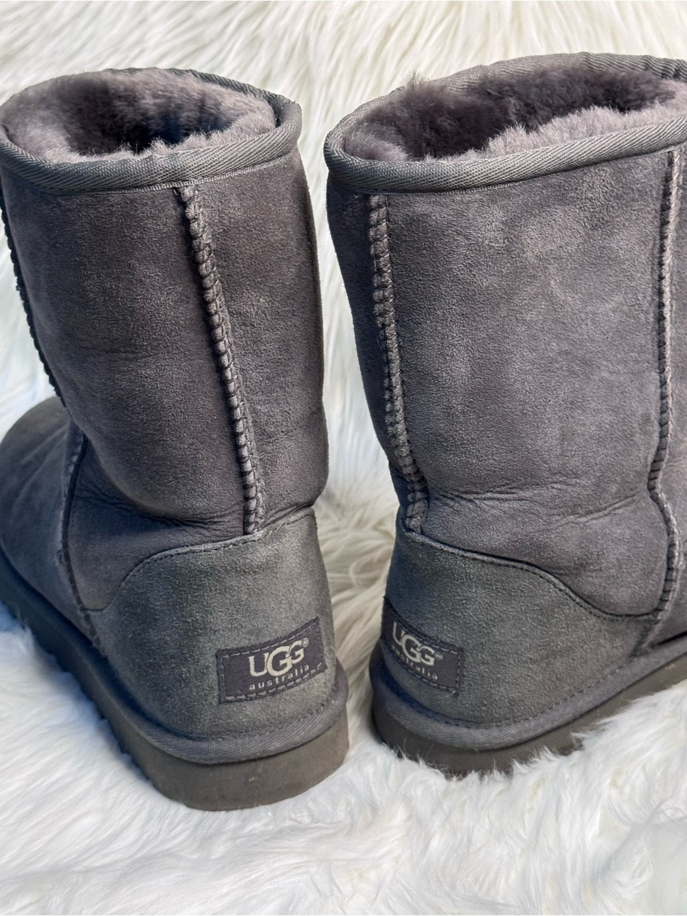 UGG Women's Classic Short Boots - Charcoal Gray